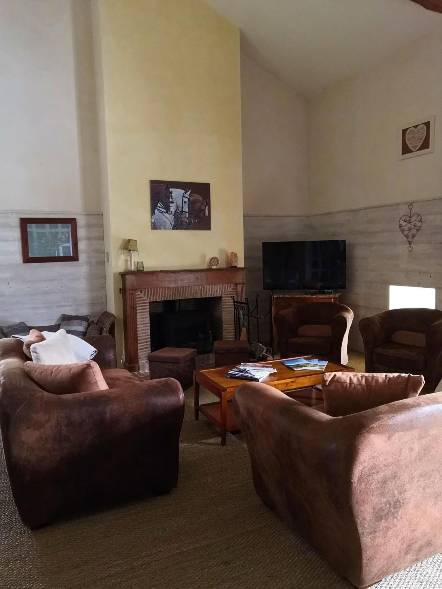 Gite Du Hameau D'Amignie Vernay Екстериор снимка